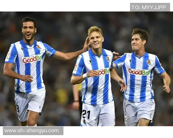 皇家社会与皇马比赛评分分析揭示双方表现差异与亮点