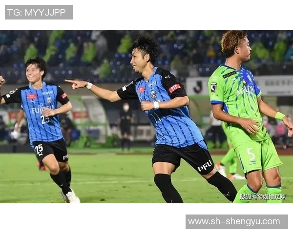 长崎成功丸与大阪樱花的激烈对决展现日本足球的魅力与激情
