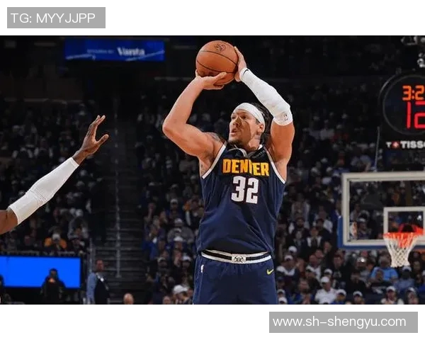 NBA雄鹿对掘金比赛前瞻分析及胜负预测探讨