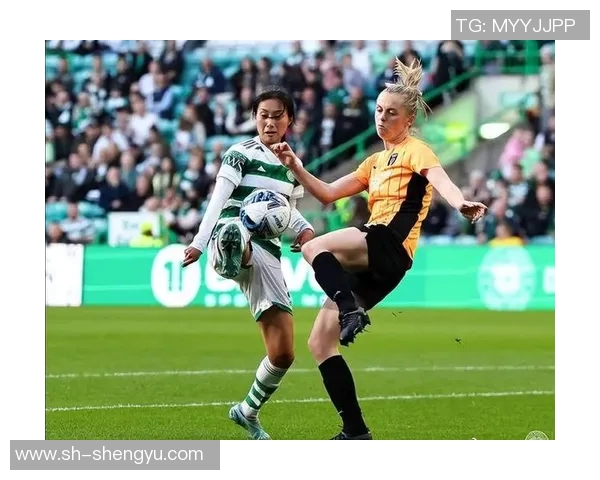 大运会女足巅峰对决中国队迎战巴西队激情四溢展现青春风采