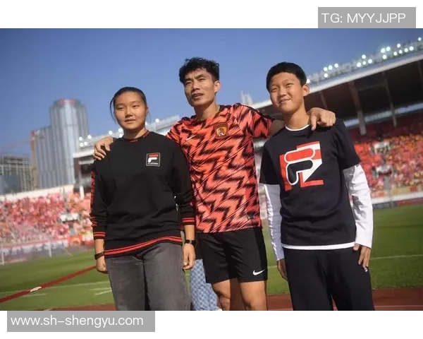 广州篮球队灵活性变革引发热议探索新战术与团队协作的未来发展