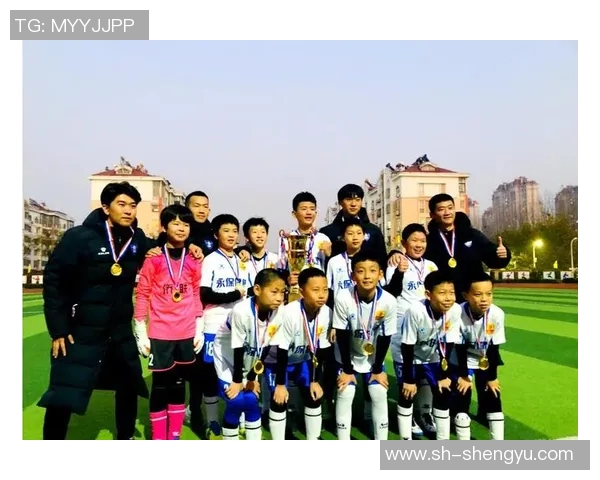 杭州足球队在联赛中的耐力表现分析与未来展望