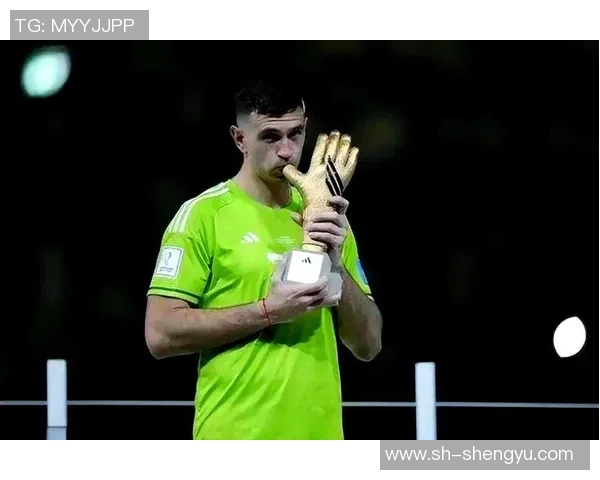 马丁内斯的传奇旅程与足球生涯的辉煌成就探秘