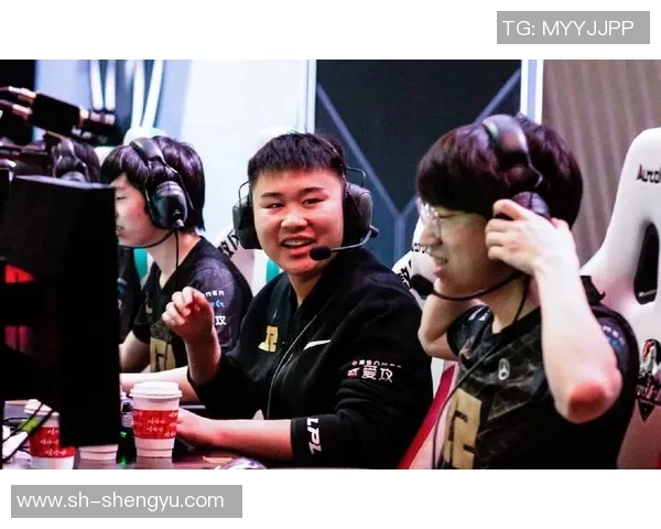 CSGO战术分析：RNG在防守与反击中的得失与启示