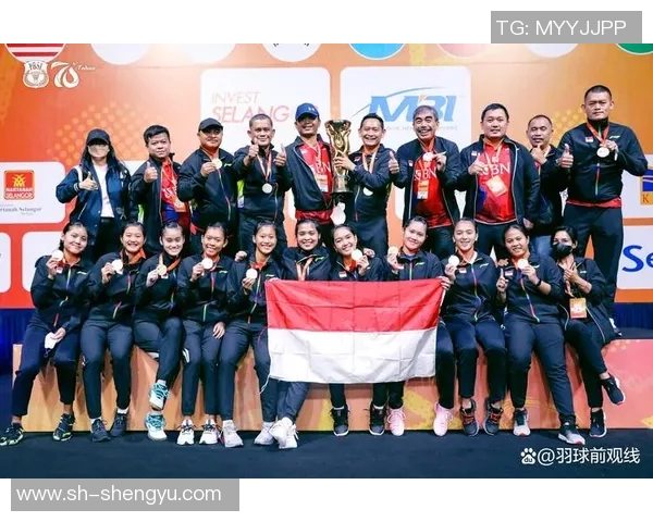 上海羽毛球队在洲际杯中的团队协作展现出卓越实力与默契配合
